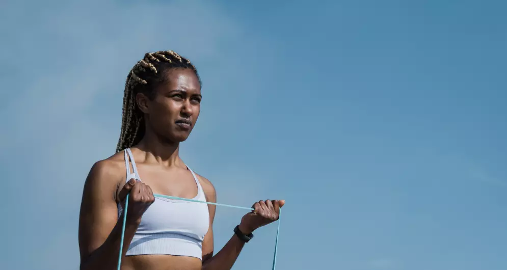 HOW TO GET A FULL-BODY WORKOUT WITH JUST A RESISTANCE BAND
