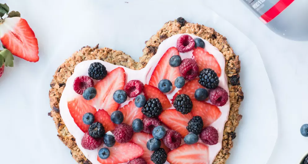 GRANOLA PROTEIN PIZZA